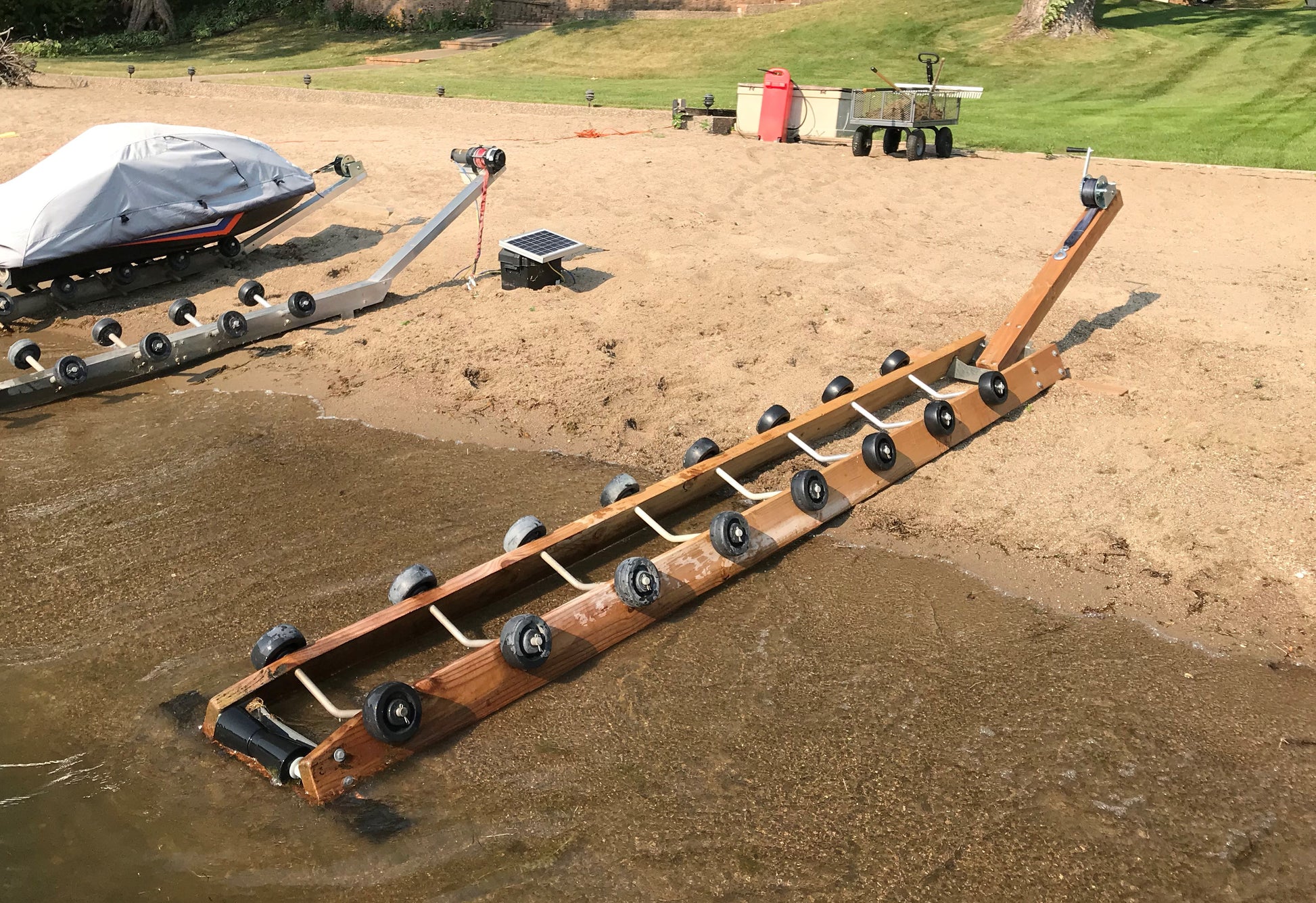 Shore Ramp Wood Kit in Water